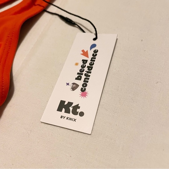 KNIX Kt Teen Period Swim Sport One-Piece Swimwear Size Medium - Picture 3 of 16